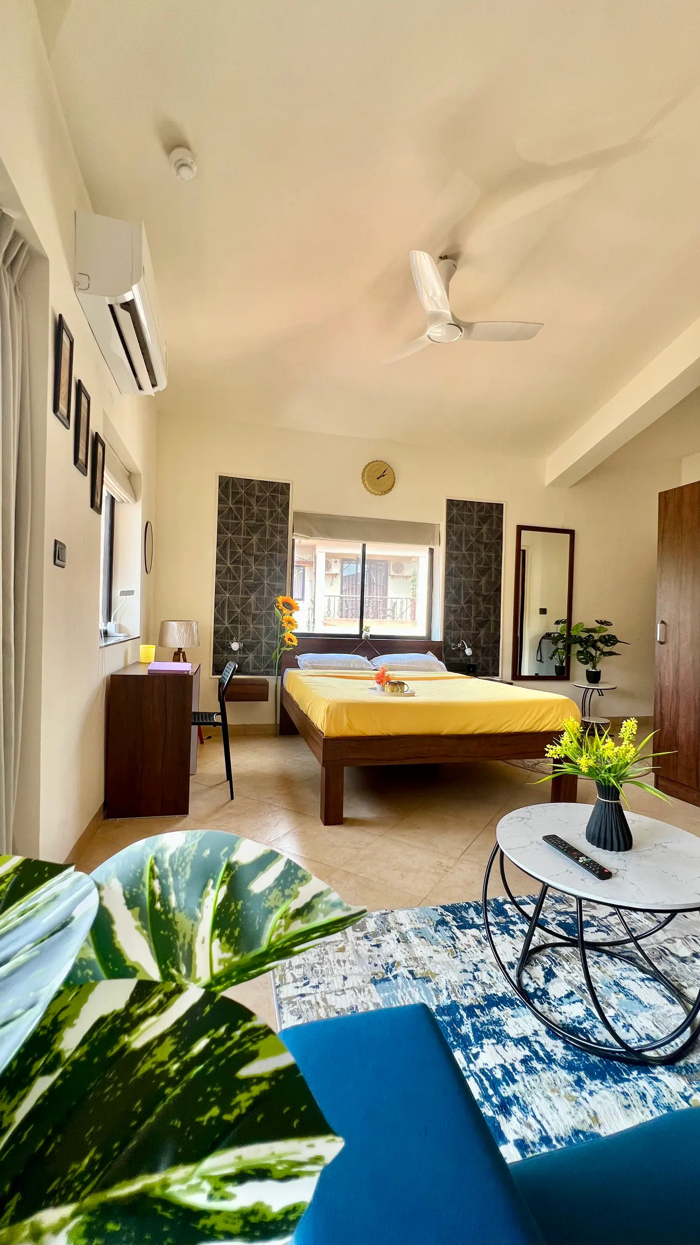 Studio Bright Side view 2